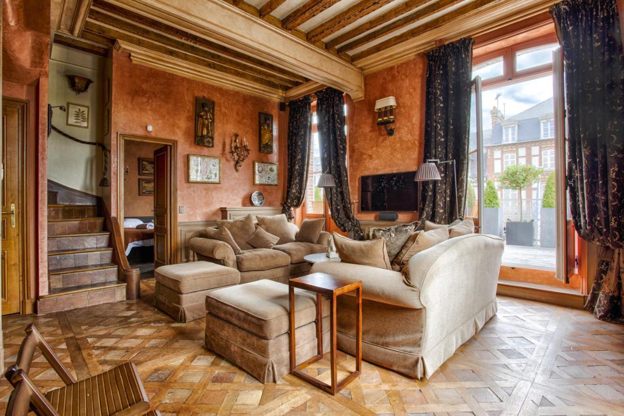 Luxurious 4 Bedroom Duplex, 200M From Place Morny Deauville Exterior photo