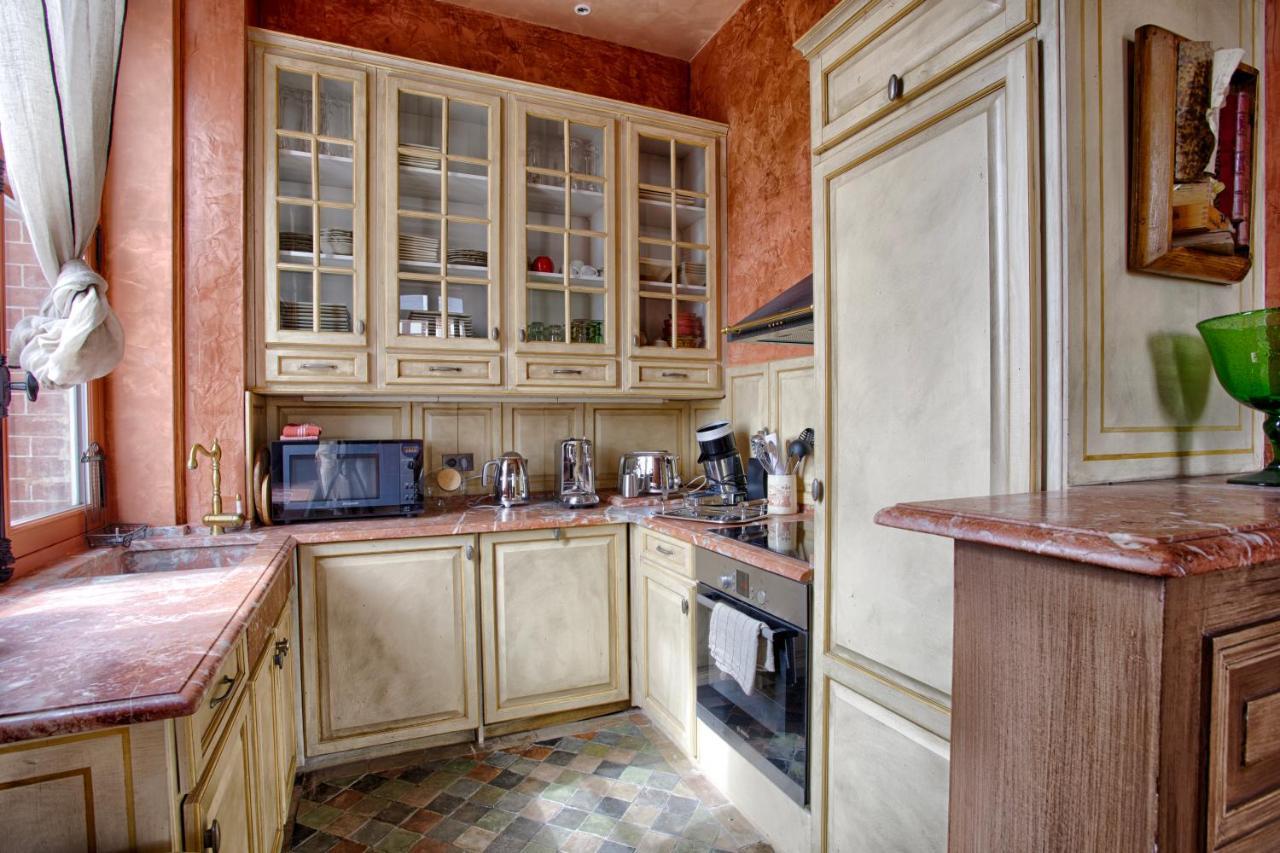 Luxurious 4 Bedroom Duplex, 200M From Place Morny Deauville Exterior photo